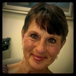 Meet your Posher, Annette